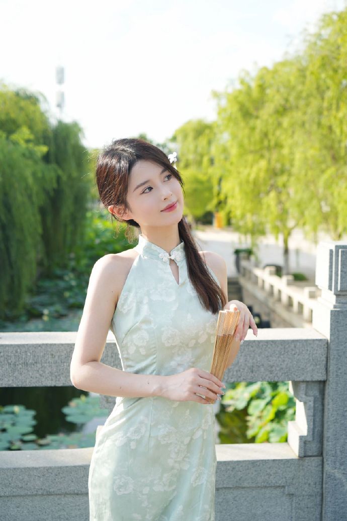 指环王2双塔奇兵 封面